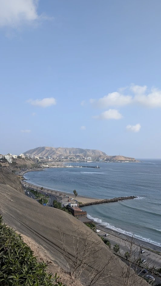 Vista del mar y la costa, fotografía personal de Luis